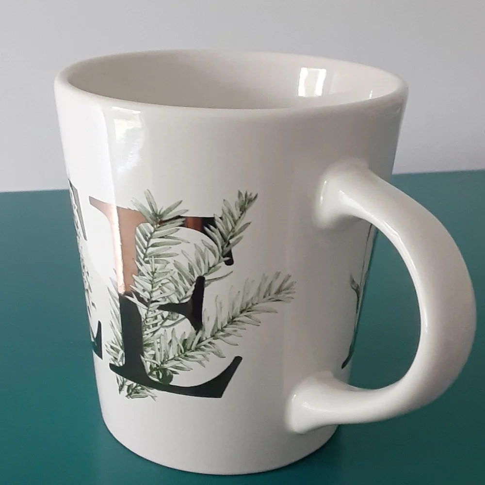 Williams Sonoma PEACE Winter Greenery Foliage 14 oz White Mug